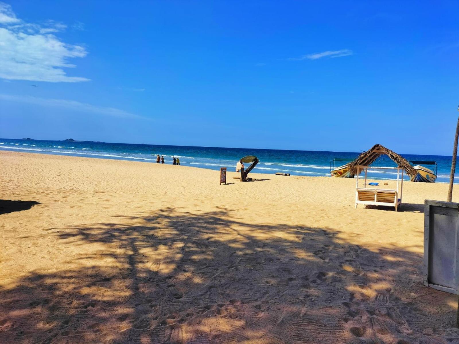 Hotel Coral Bay Тринкомалі Екстер'єр фото